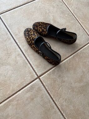 Mary Jane flats